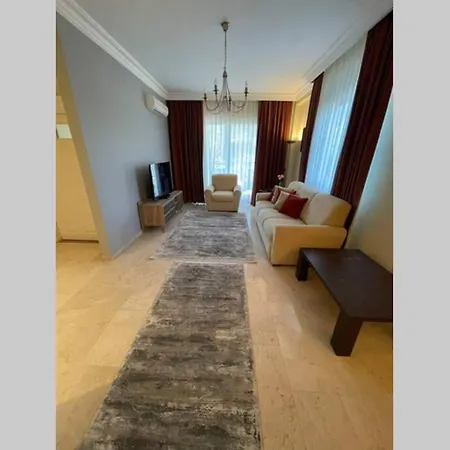 Апартамент С Видом На Горы На Территории Отеля Gold Cyti Apartamento